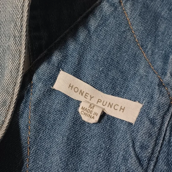 HONEY PUNCH Light Medium Wash Distressed Overall Jumpsuit Medium (RHOOC) - Picture 8 of 9